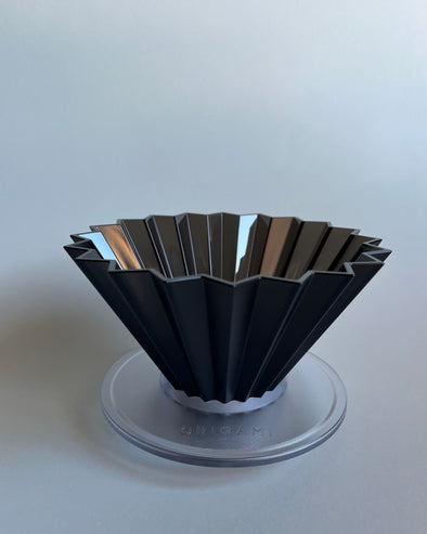 Black Origami Dripper size medium with ring